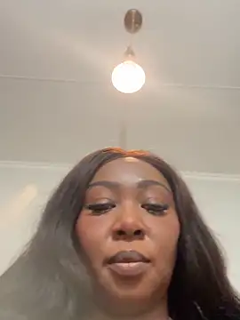 Bootyliciouse21X online show from 20, 5, 2026
