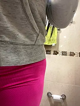 Fancyxlove online show from 7, 10, 2025