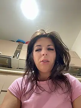 Almmaxxxx online show from 3, 6, 2026