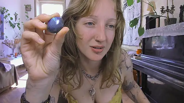 Miranda2 0 online show from 23, 9, 2025