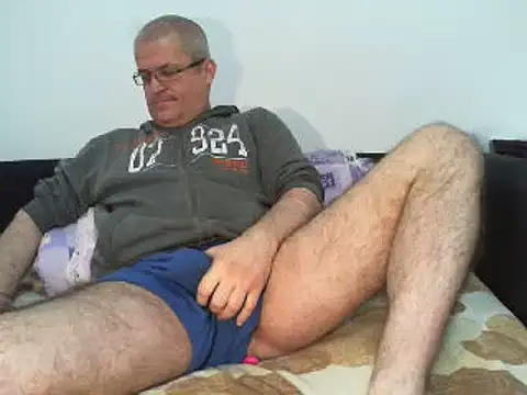 greeneyeshot12 online show from 23, 3, 2025