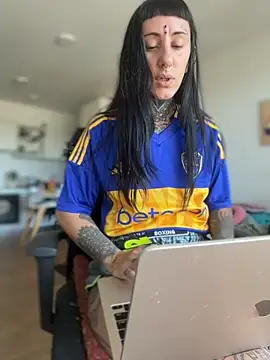 Snapshot of samisamsx chatting on 14, 10, 2025 samisamsx online show from 14, 10, 2025