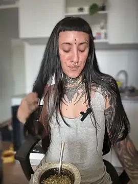 Snapshot of samisamsx chatting on 16, 12, 2025 samisamsx online show from 16, 12, 2025