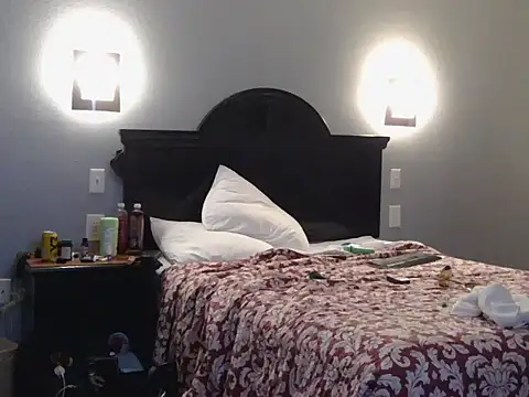 HelloKittyLapDog online show from 16, 4, 2026