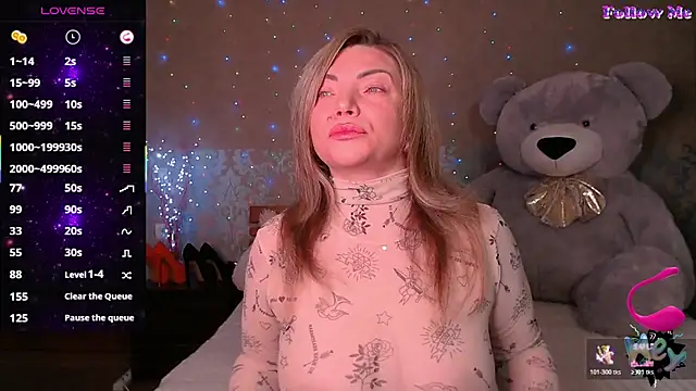 Snapshot of KristiOwen chatting on 4, 2, 2026 KristiOwen online show from 4, 2, 2026