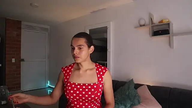  Vahos  online show from 22, 9, 2025