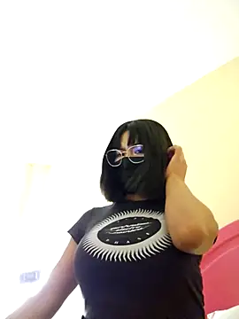 Latin summer online show from 2, 10, 2025