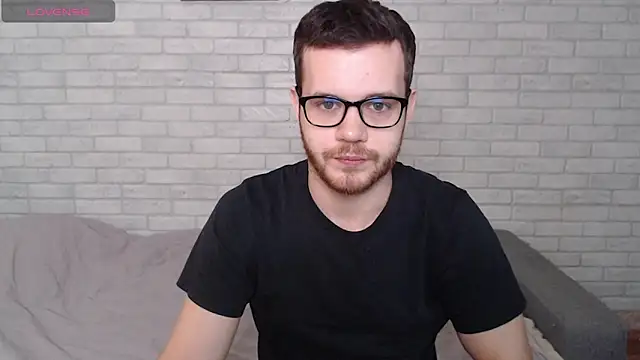 Alexxx horny online show from 25, 3, 2026