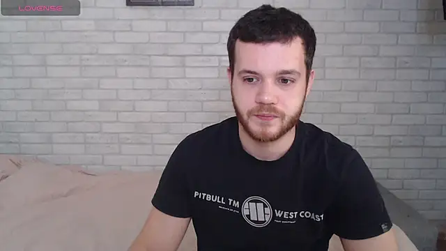 Snapshot of Alexxx_horny chatting on 7, 2, 2026 Alexxx horny online show from 7, 2, 2026