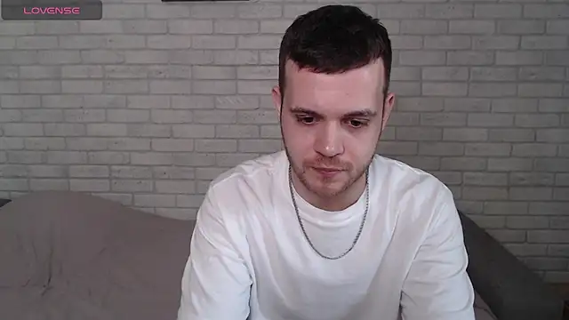 Alexxx horny online show from 18, 5, 2026