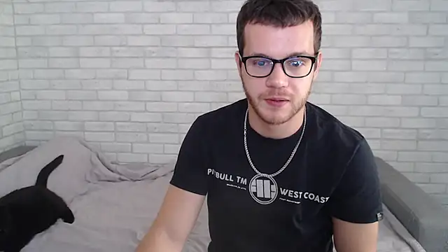 Alexxx horny online show from 30, 9, 2025