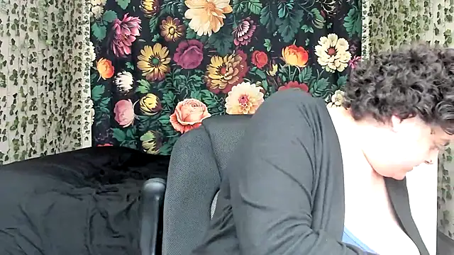 Exotic-Melons online show from 28, 10, 2025