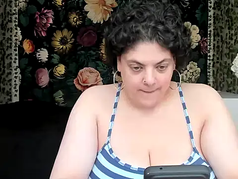 Exotic-Melons online show from 24, 10, 2025