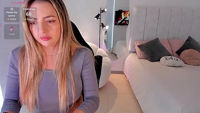 AmyWood online show from 11, 3, 2026