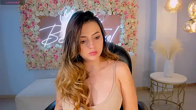 AmyWood online show from 11, 2, 2025