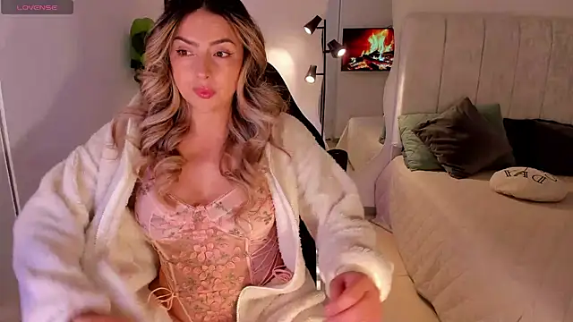 AmyWood online show from 9, 5, 2026