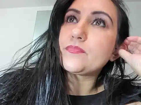 foxy-porn1 online show from 1, 12, 2025