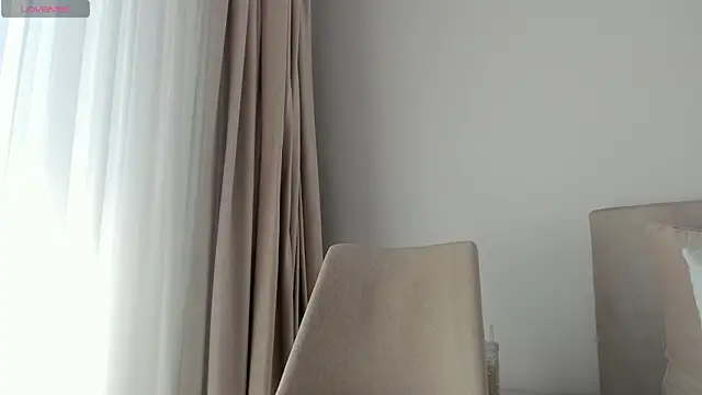 Snapshot of VickyStonee chatting on 26, 5, 2026 VickyStonee online show from 26, 5, 2026