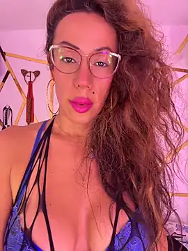 Snapshot of YOURSDEBORA chatting on 23, 5, 2026 YOURSDEBORA online show from 23, 5, 2026
