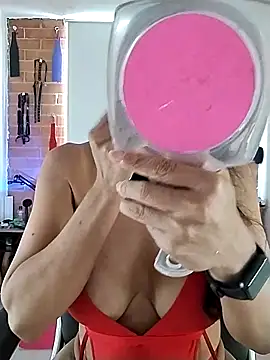 YOURSDEBORA online show from 13, 3, 2025