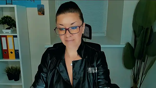 AnaMills online show from 13, 9, 2025