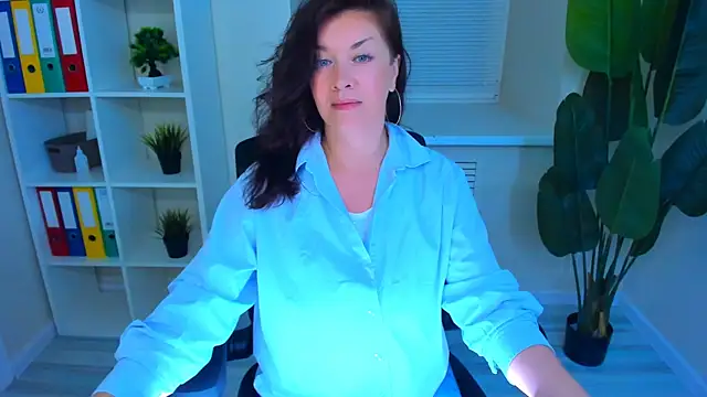 Snapshot of AnaMills chatting on 5, 7, 2026 AnaMills online show from 5, 7, 2026