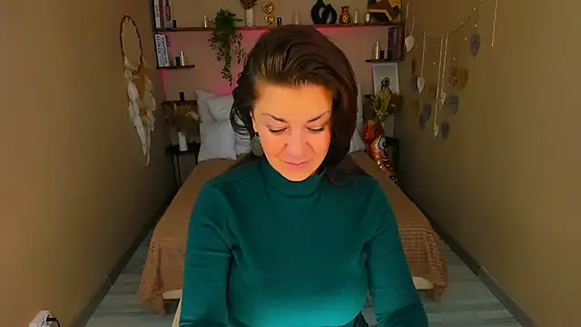 AnaMills online show from 4, 10, 2025