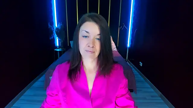 Snapshot of AnaMills chatting on 14, 6, 2026 AnaMills online show from 14, 6, 2026
