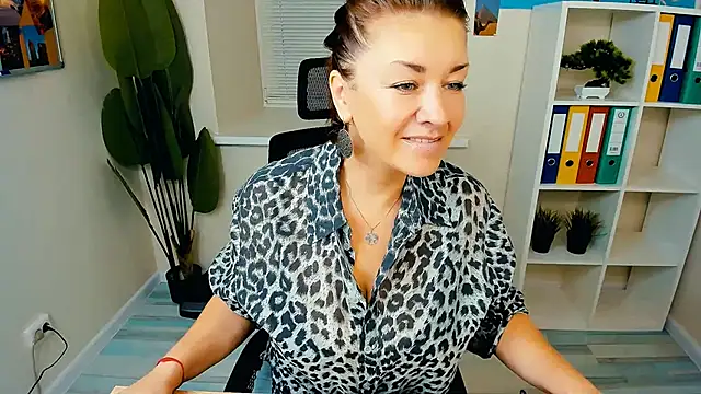 AnaMills online show from 19, 9, 2025