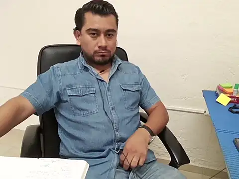Snapshot of youmanhorny chatting on 13, 7, 2026 youmanhorny online show from 13, 7, 2026