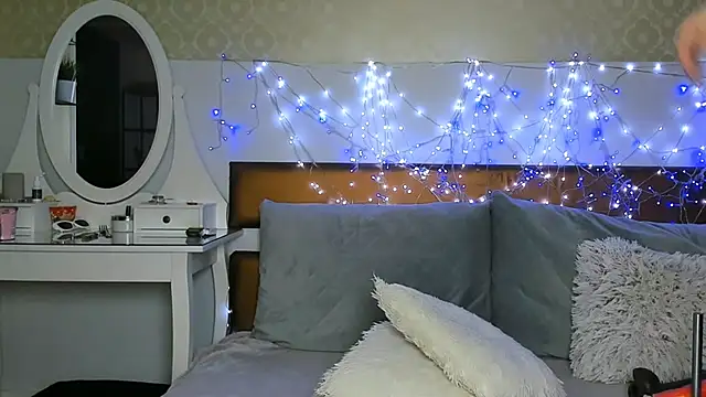 MiaBeeXX online show from 29, 3, 2026