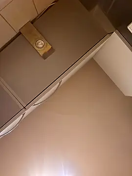 Snapshot of NiceHunter89 chatting on 2, 2, 2025 NiceHunter89 online show from 2, 2, 2025