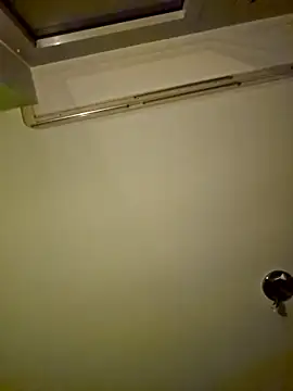 Snapshot of NiceHunter89 chatting on 28, 2, 2025 NiceHunter89 online show from 28, 2, 2025