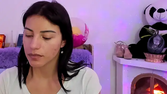 Snapshot of Arenne_rouse chatting on 8, 2, 2025 Arenne rouse online show from 8, 2, 2025