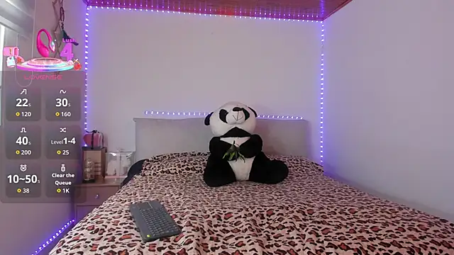 Snapshot of Arenne_rouse chatting on 17, 10, 2025 Arenne rouse online show from 17, 10, 2025