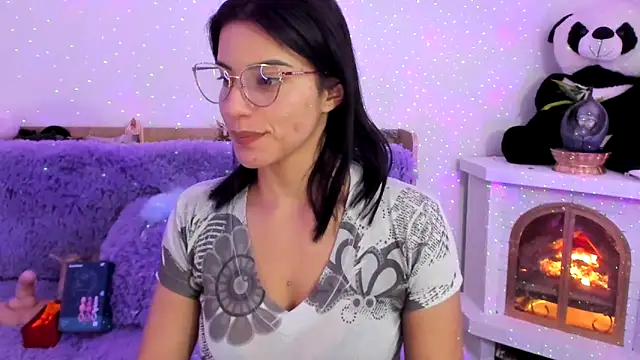 Snapshot of Arenne_rouse chatting on 21, 1, 2025 Arenne rouse online show from 21, 1, 2025