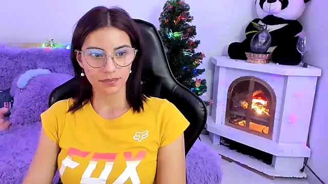 Snapshot of Arenne_rouse chatting on 28, 12, 2024 Arenne rouse online show from 28, 12, 2024