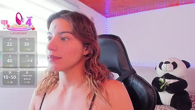 Snapshot of Arenne_rouse chatting on 23, 10, 2025 Arenne rouse online show from 23, 10, 2025