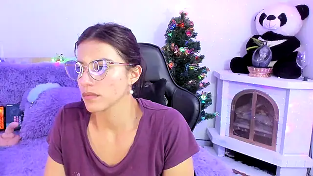 Snapshot of Arenne_rouse chatting on 31, 12, 2024 Arenne rouse online show from 31, 12, 2024