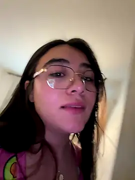 Snapshot of vaneelee chatting on 9, 10, 2025 vaneelee online show from 9, 10, 2025