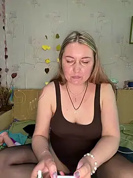 Katti Kissa online show from 5, 5, 2026