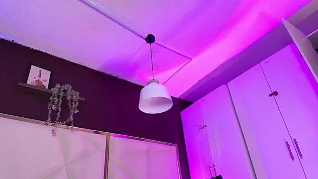 Inndrahot online show from 30, 9, 2025