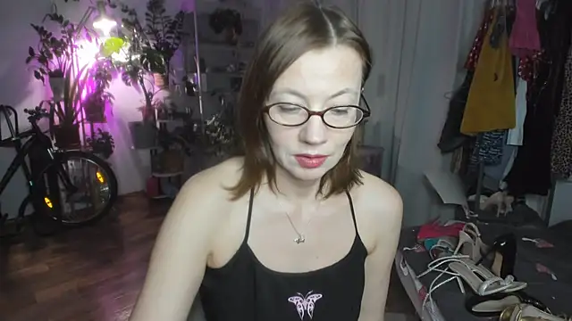 Constancia pure online show from 24, 3, 2026