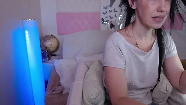 -carla- online show from 26, 11, 2025