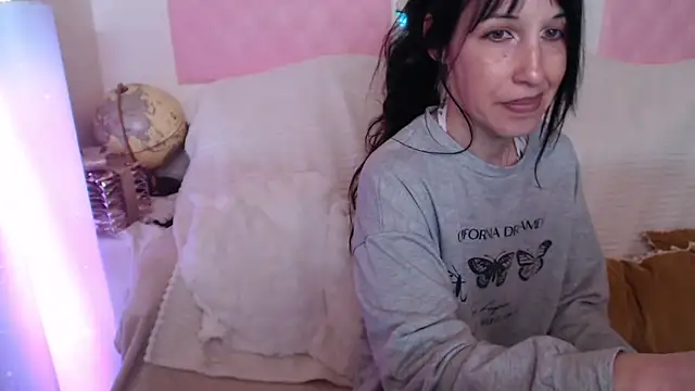 -carla- online show from 8, 5, 2026
