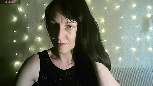 Snapshot of MarieODahliaS chatting on 2, 10, 2025 MarieODahliaS online show from 2, 10, 2025