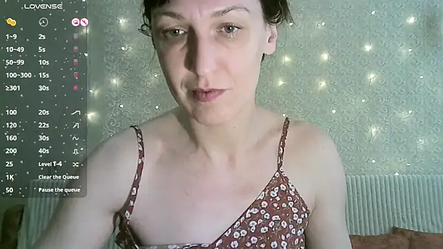 Snapshot of MarieODahliaS chatting on 6, 3, 2025 MarieODahliaS online show from 6, 3, 2025