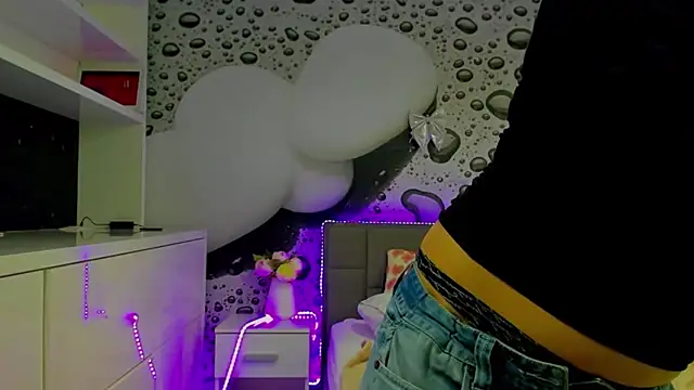 AlmaFancy online show from 3, 4, 2026