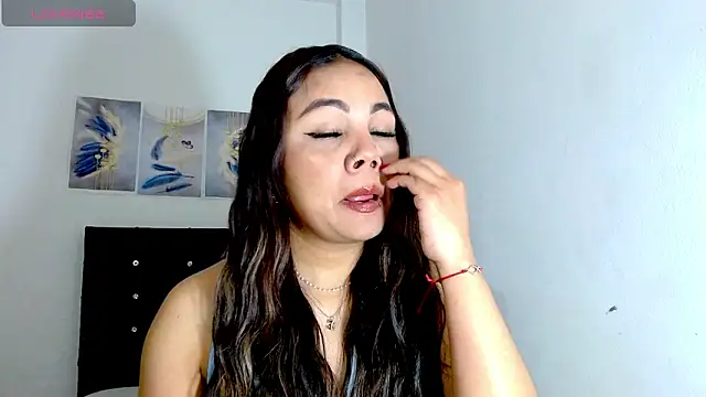 Kylie loveee online show from 28, 11, 2025