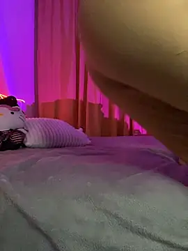  sweet baby  online show from 8, 4, 2026